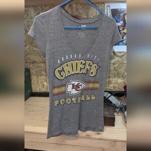Vintage Kansas City Chiefs Large V Neck Women's Shirt NFL Team Apparel